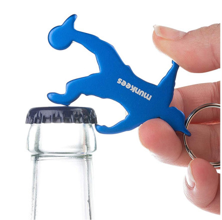 Munkees 3490 брелок-открывашка Football Player blue